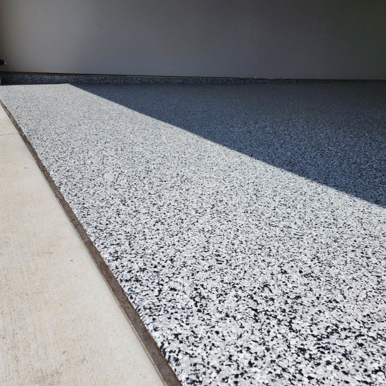 Garage floor coating threshold detail Missouri