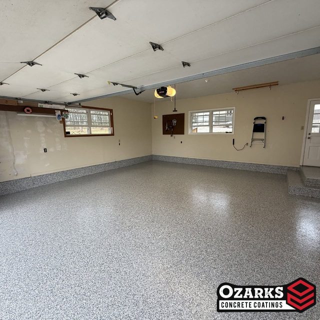 Gravel flake floor
